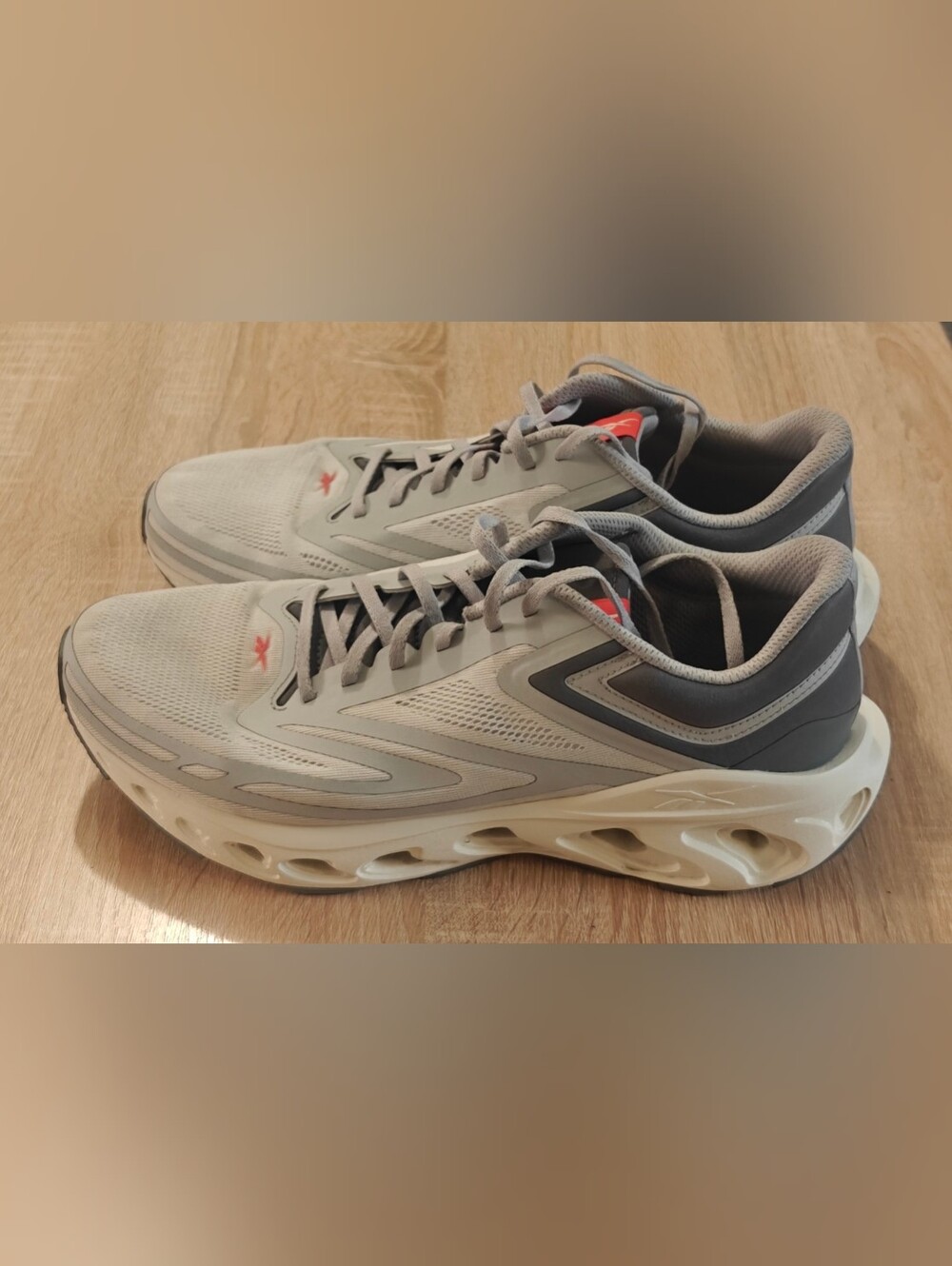 Reebok FuelFlex Run Barely Grey Chalk Running Shoes Men's Size 13